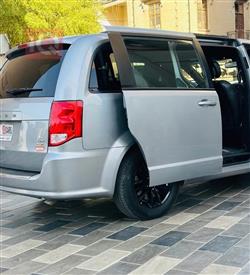 دۆج گراند کاراڤان